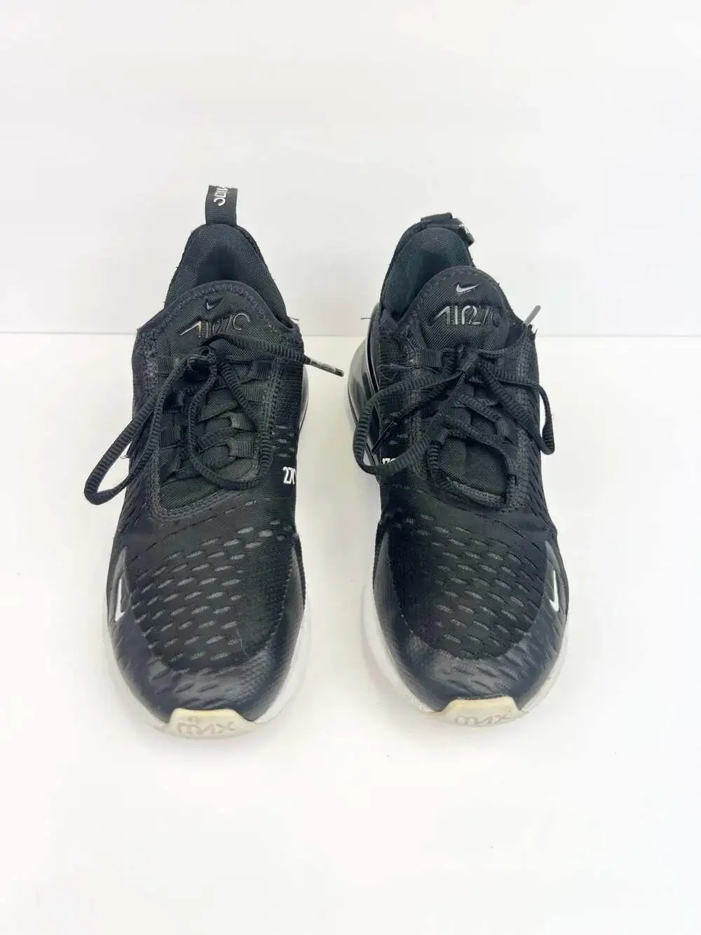 Nike Air Max 270 Black/White Youth Running Shoes (943345-001)
